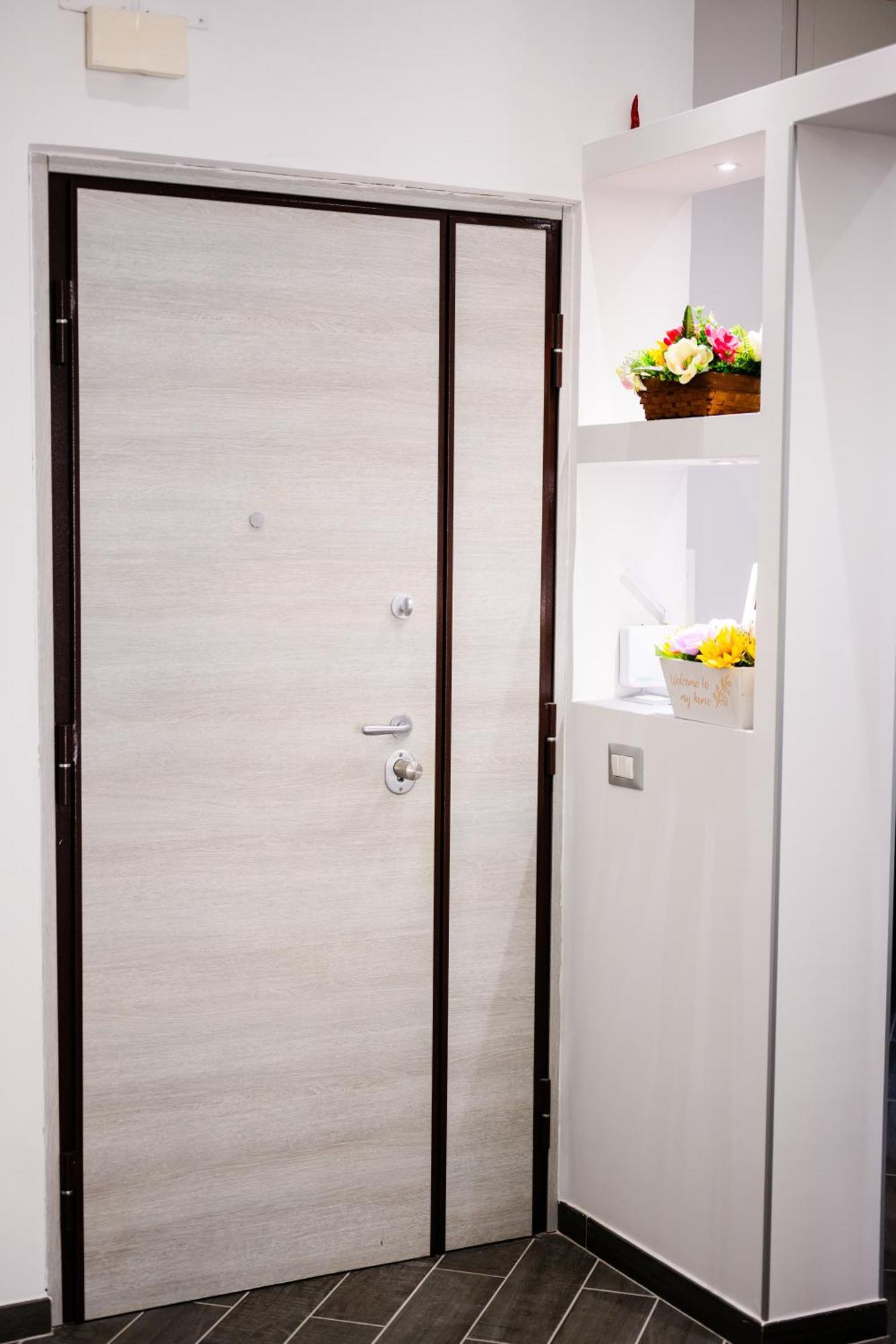 Apartment Baleniere 92 Rom